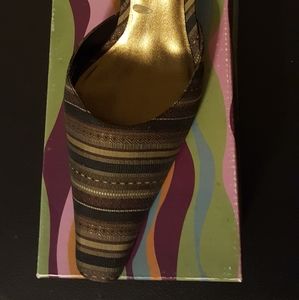 Multi colored fabric heels